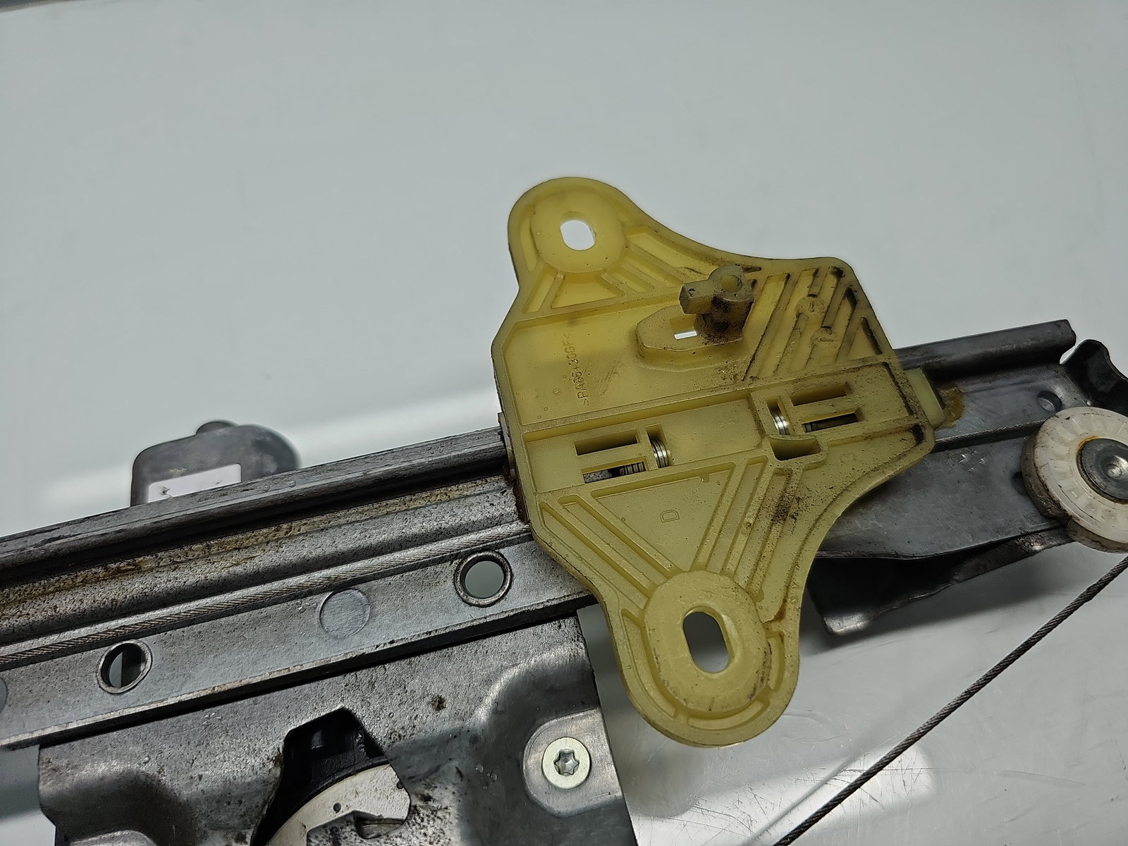 Macara electrica geam stanga spate Renault Clio 4 (B98) Hatchback [Fabr 2012-2020] 827010501R - imagine 4