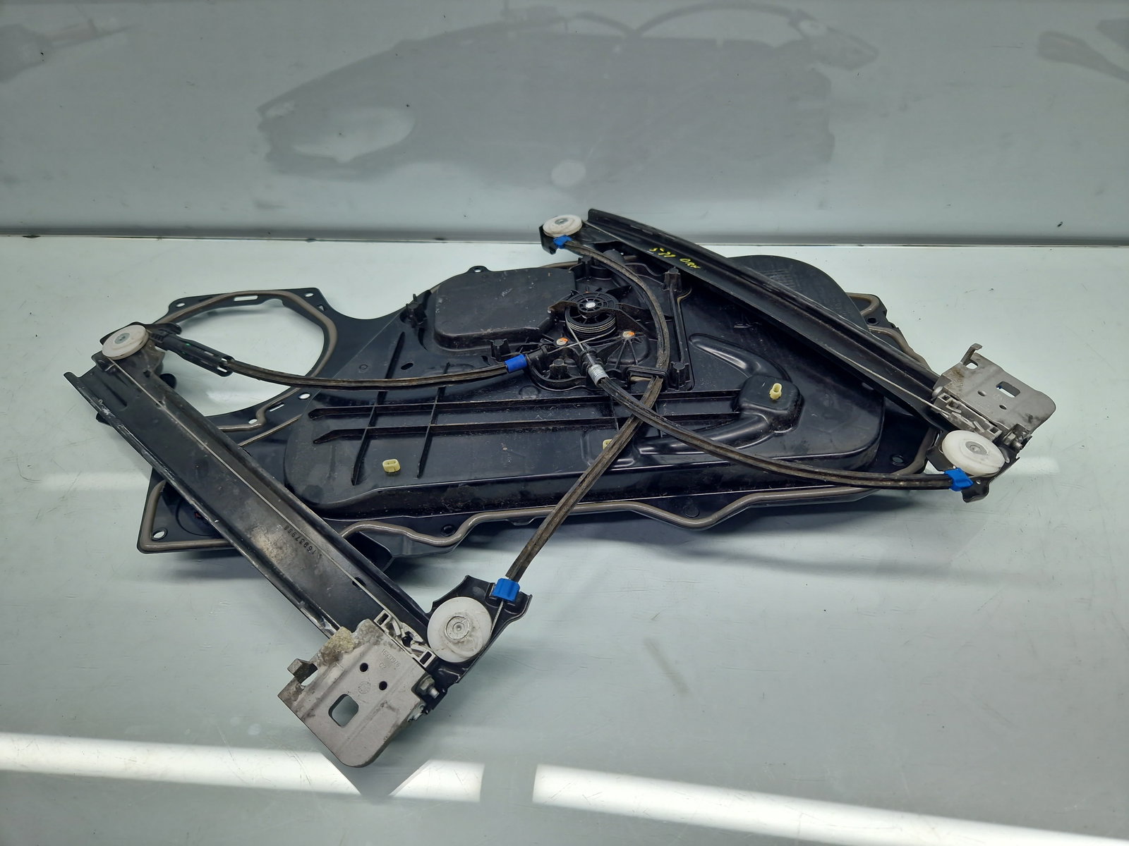 Macara electrica geam dreapta fata TESLA Model 3 [Fabr 2020-2025] 1096621-14-J - imagine 2