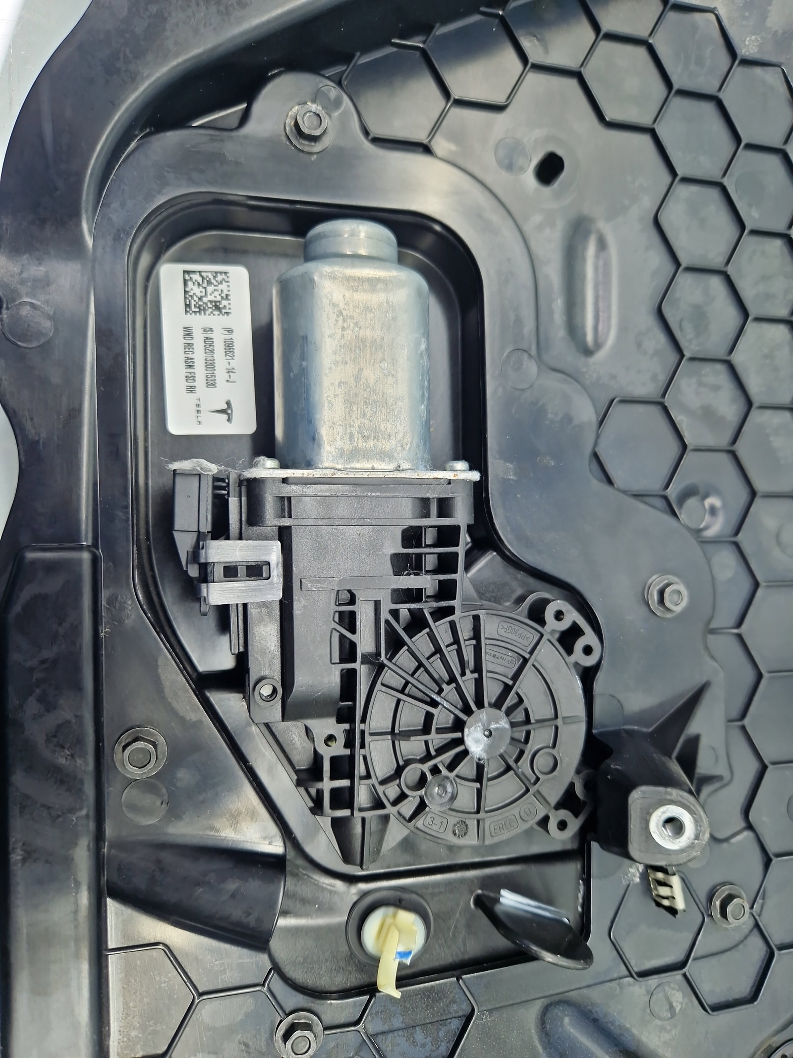 Macara electrica geam dreapta fata TESLA Model 3 [Fabr 2020-2025] 1096621-14-J - imagine 4