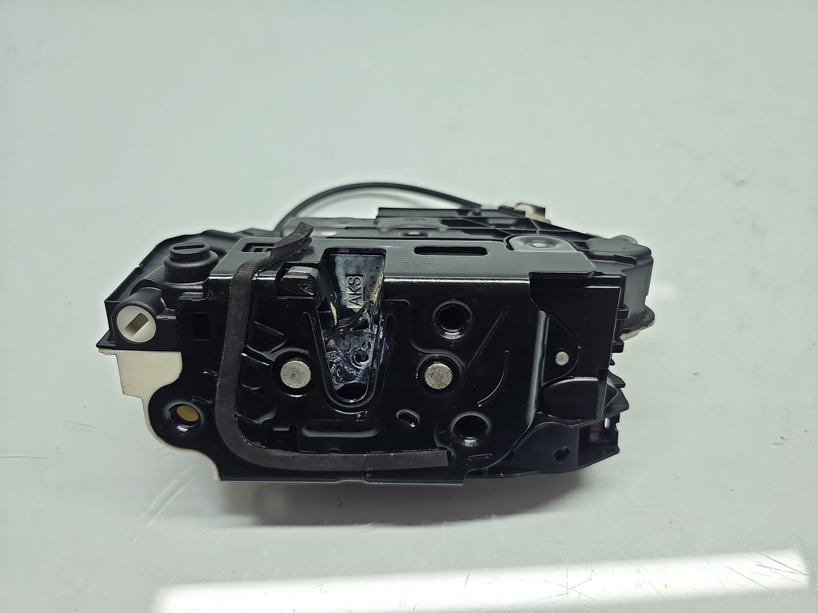 Broasca usa stanga spate Volkswagen Passat CC (357) [Fabr 2008-2012] 5N0839015A - imagine 1