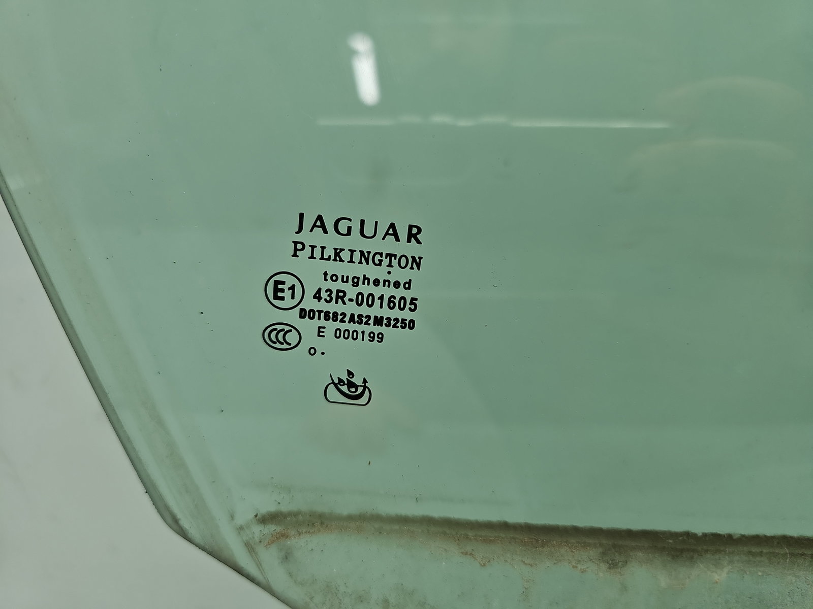 Geam usa dreapta fata Jaguar XF (X250) [Fabr 2008-2015] Facelift OEM - imagine 2