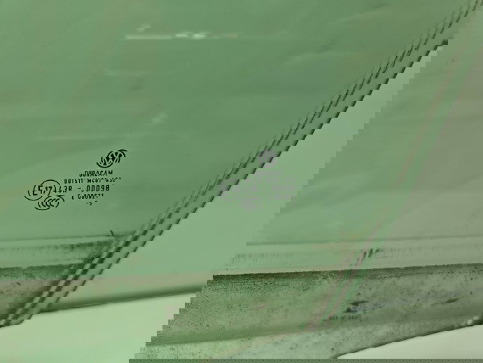 Geam usa stanga fata Volkswagen Passat B8 (3G2) [Fabr 2015-prezent] OEM