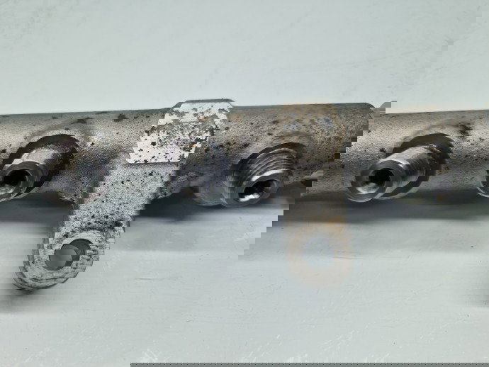 Rampa injectoare Volkswagen Passat CC (357) [Fabr 2008-2012] 03L089C 2.0 TDI CBAB 103KW / 140CP