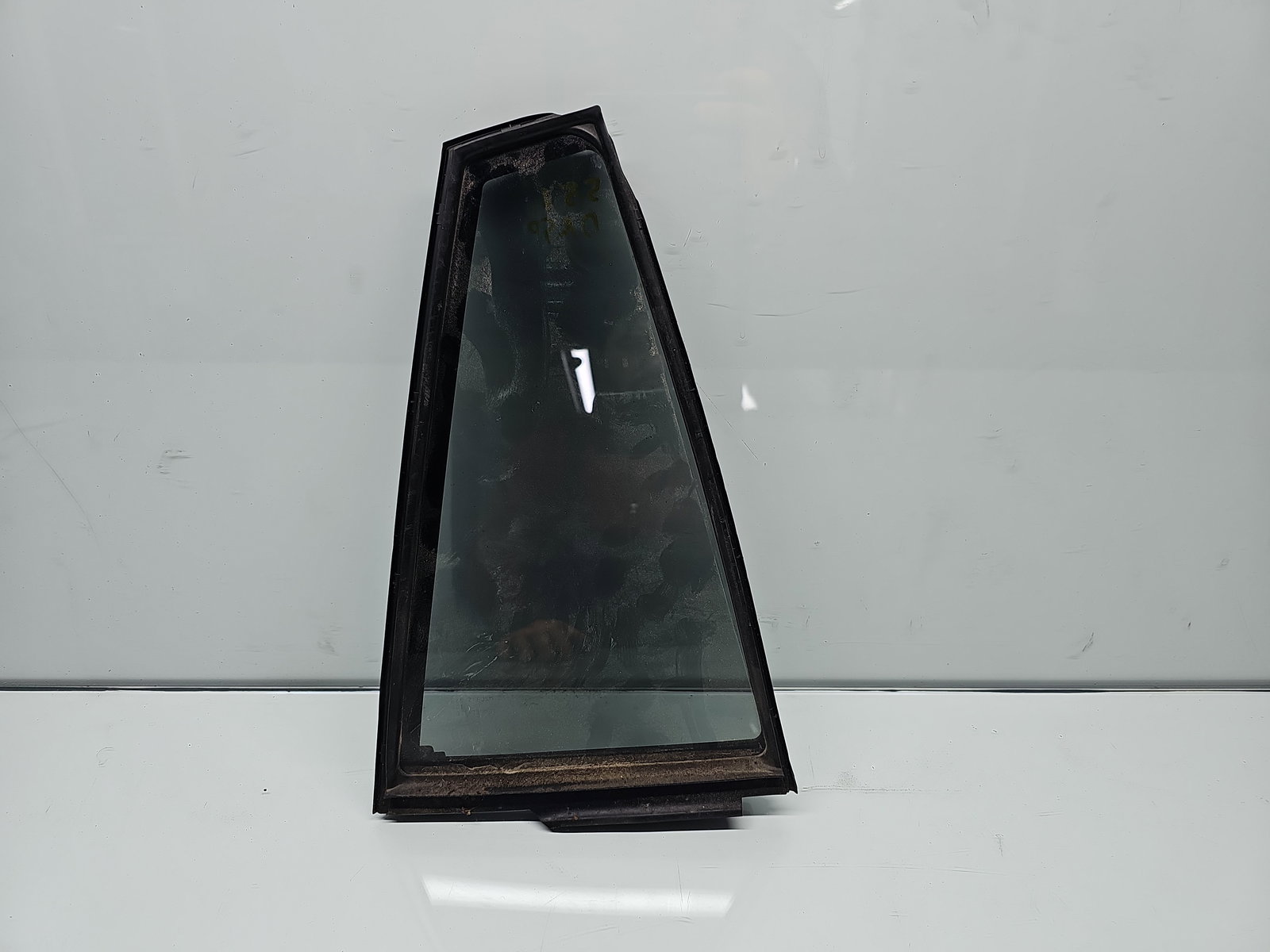 Geam fix usa dreapta spate Toyota Rav 4 IV (ZSA4, ALA4) [Fabr 2013-2018] SUV OEM - imagine 1