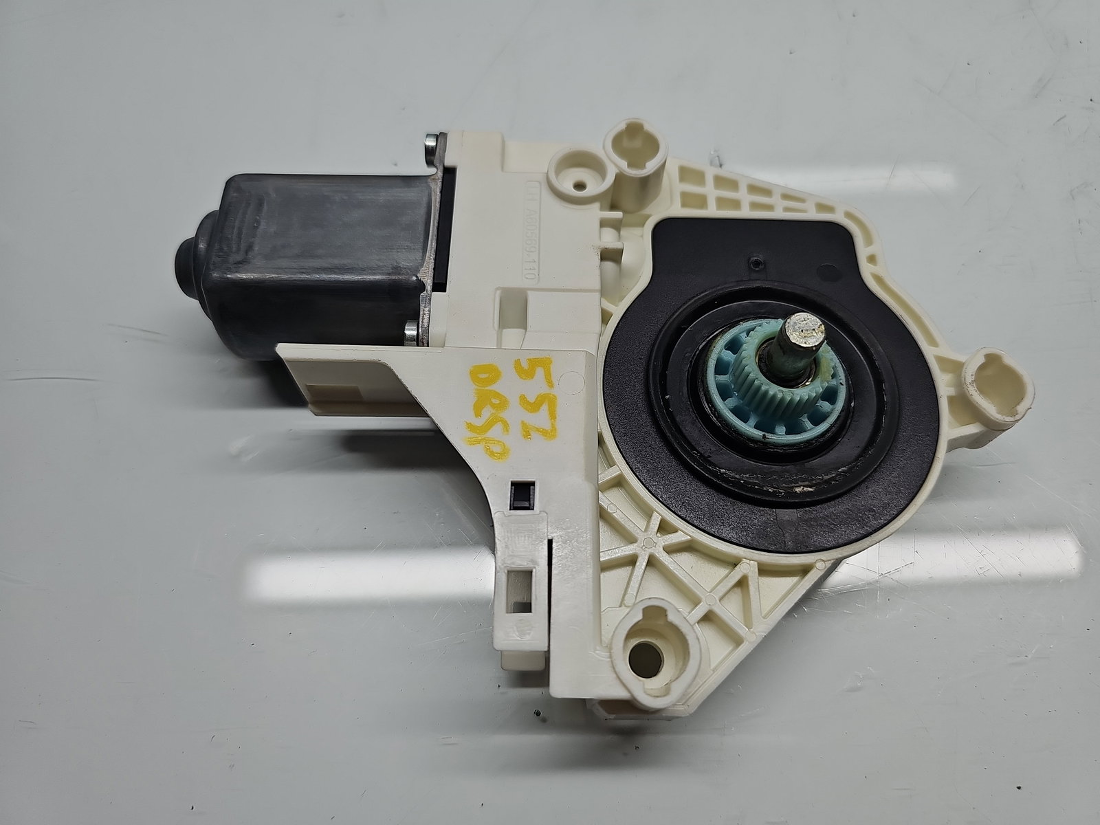 Motoras geam dreapta spate Skoda Superb II (3T5) [Fabr 2009-2015] Break Facelift 8K0959812A - imagine 3