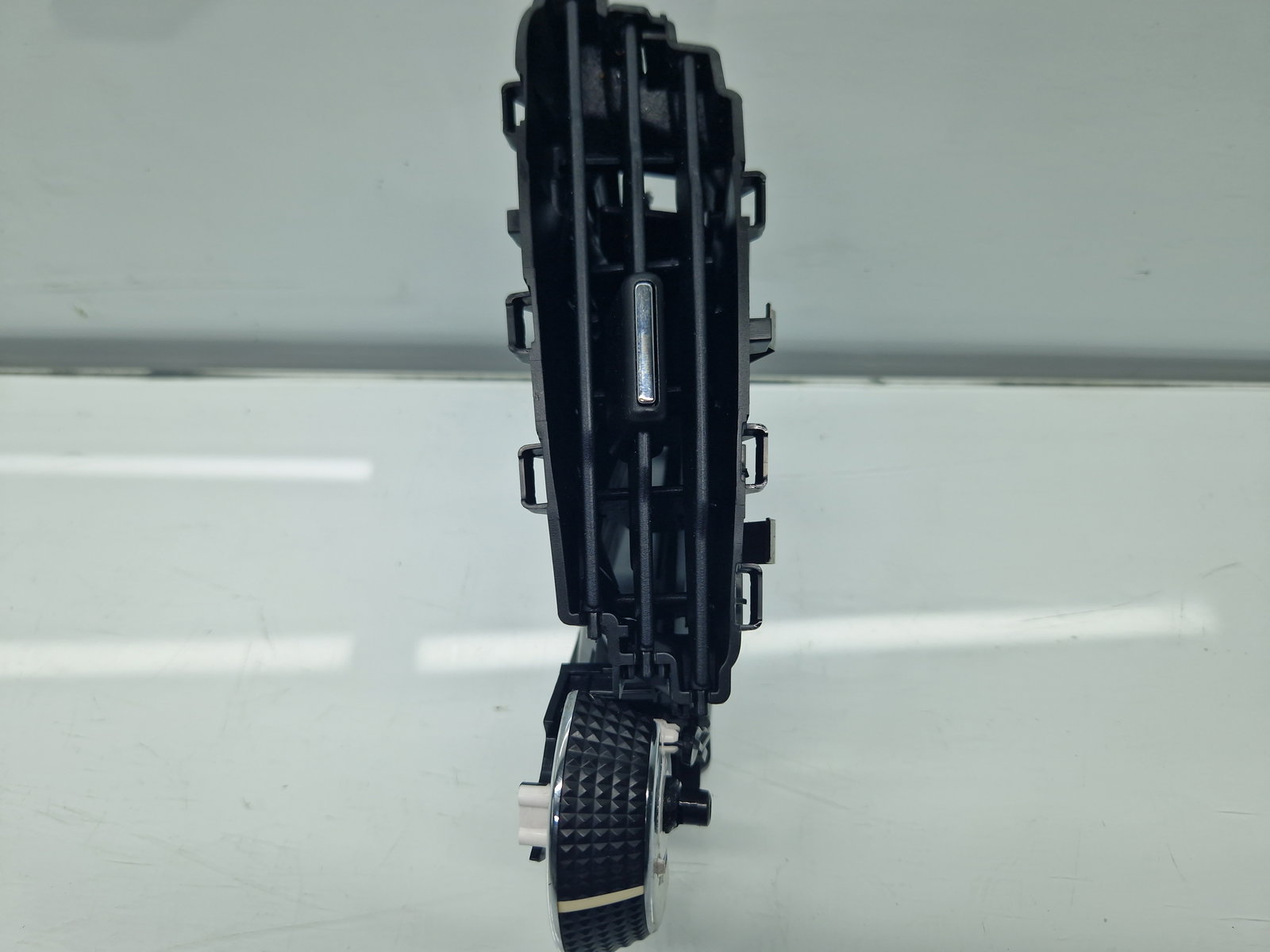 Grila aerisire centrala stanga Ford Focus 3 [Fabr 2010-2018] BM51A014L21 - imagine 3