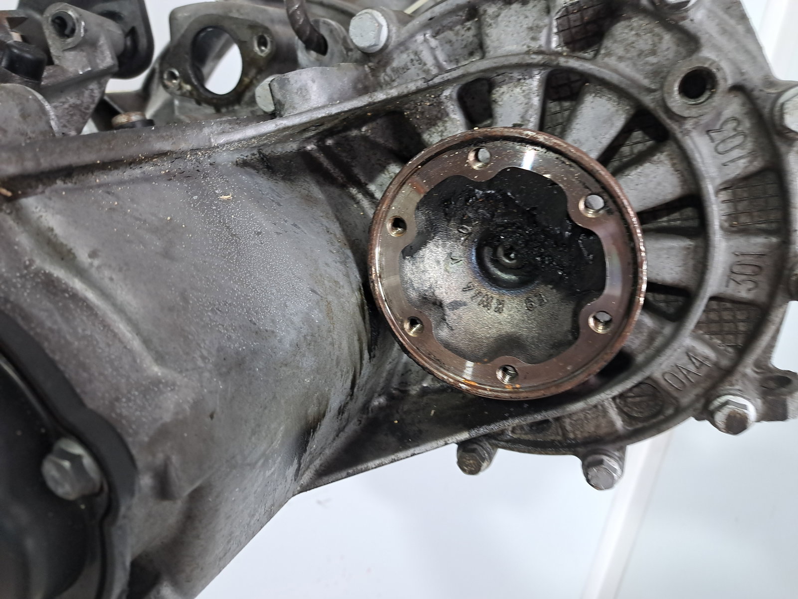 Cutie viteze manuala 5 trepte Volkswagen Golf 5 (1K1) [Fabr 2004-2008] 1.9 TDI BLS LHW 77KW / 105CP - imagine 6