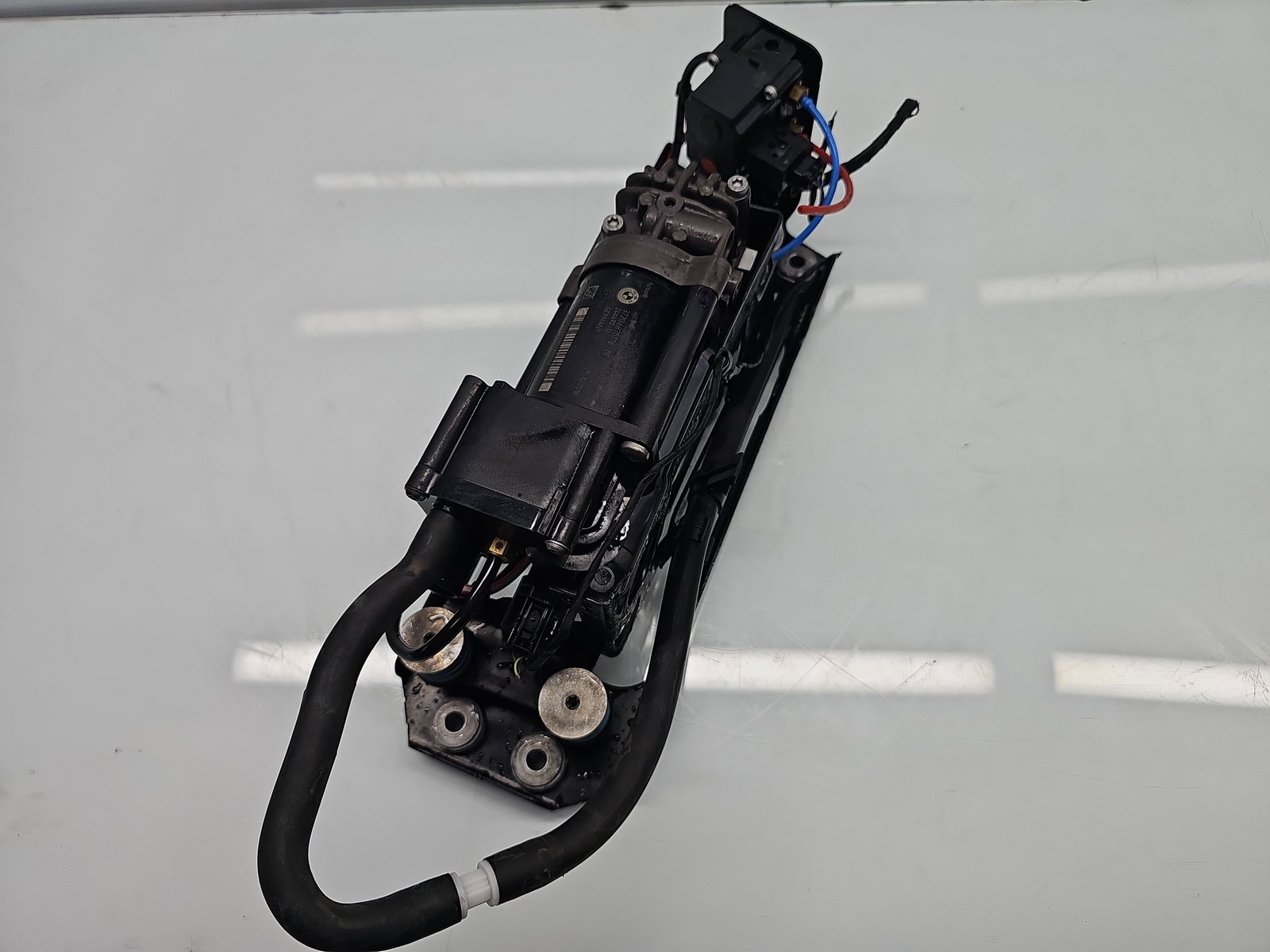 Compresor suspensie aer Bmw 5 GT (F07) [Fabr 2011-2016] 2.0 N47D20 135KW / 184CP - imagine 3