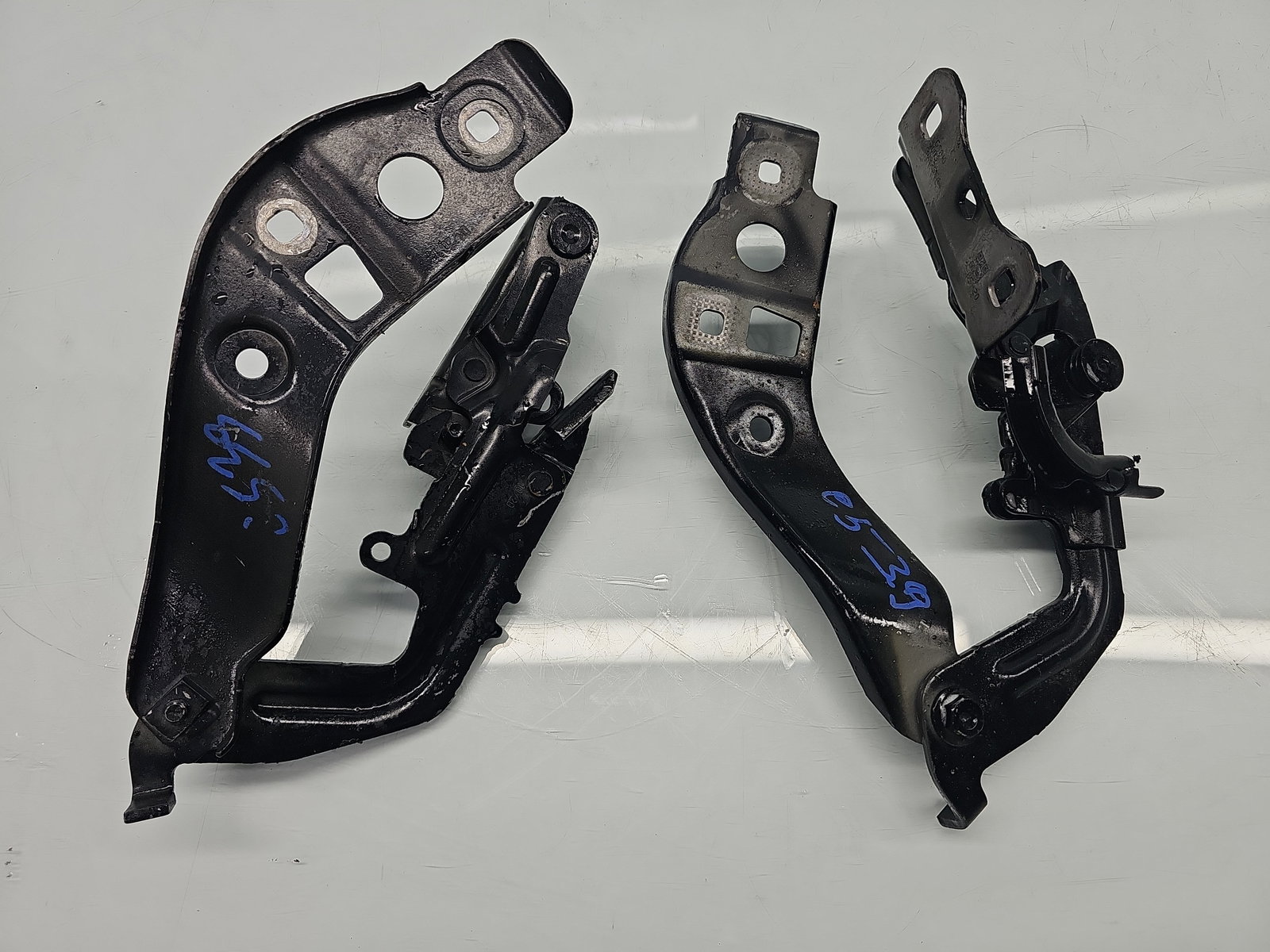 Set balamale capota Mercedes Clasa A (W177) [Fabr 2019-2024] Berlina AMG A1778801200 - imagine 2