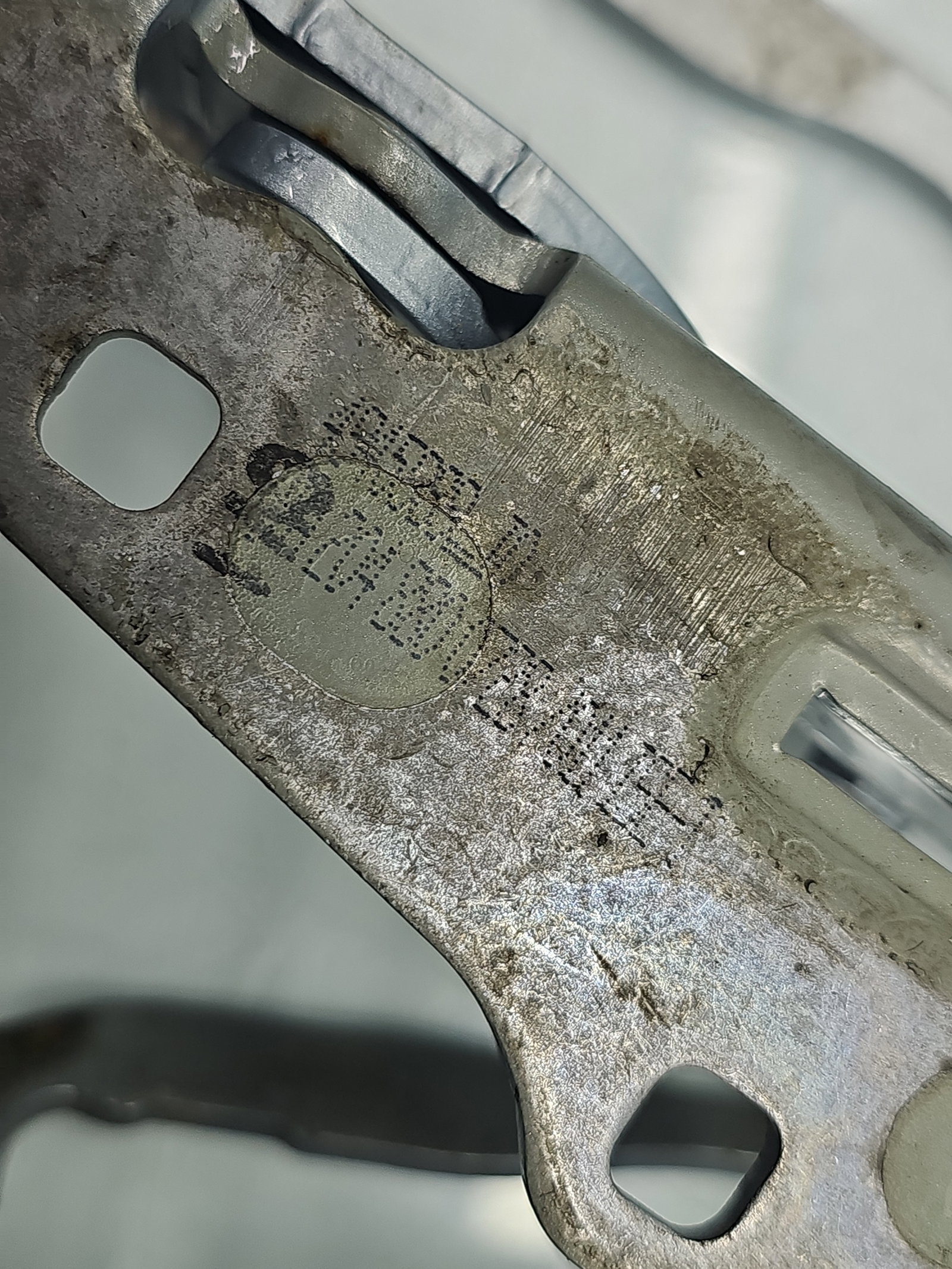 Set balamale capota Mercedes Clasa C (W204) [Fabr 2007-2014] A2048800728 - imagine 4