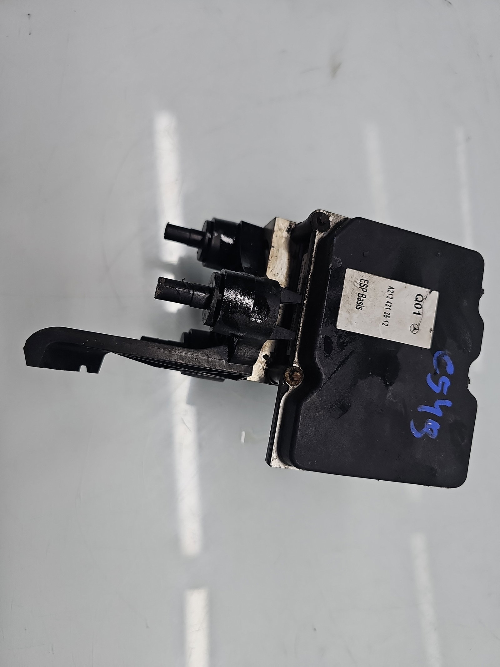 Pompa ABS Mercedes Clasa E (W212) [Fabr 2009-2016] A2124313512 3.0 CDI 642852 195KW / 265CP - imagine 1