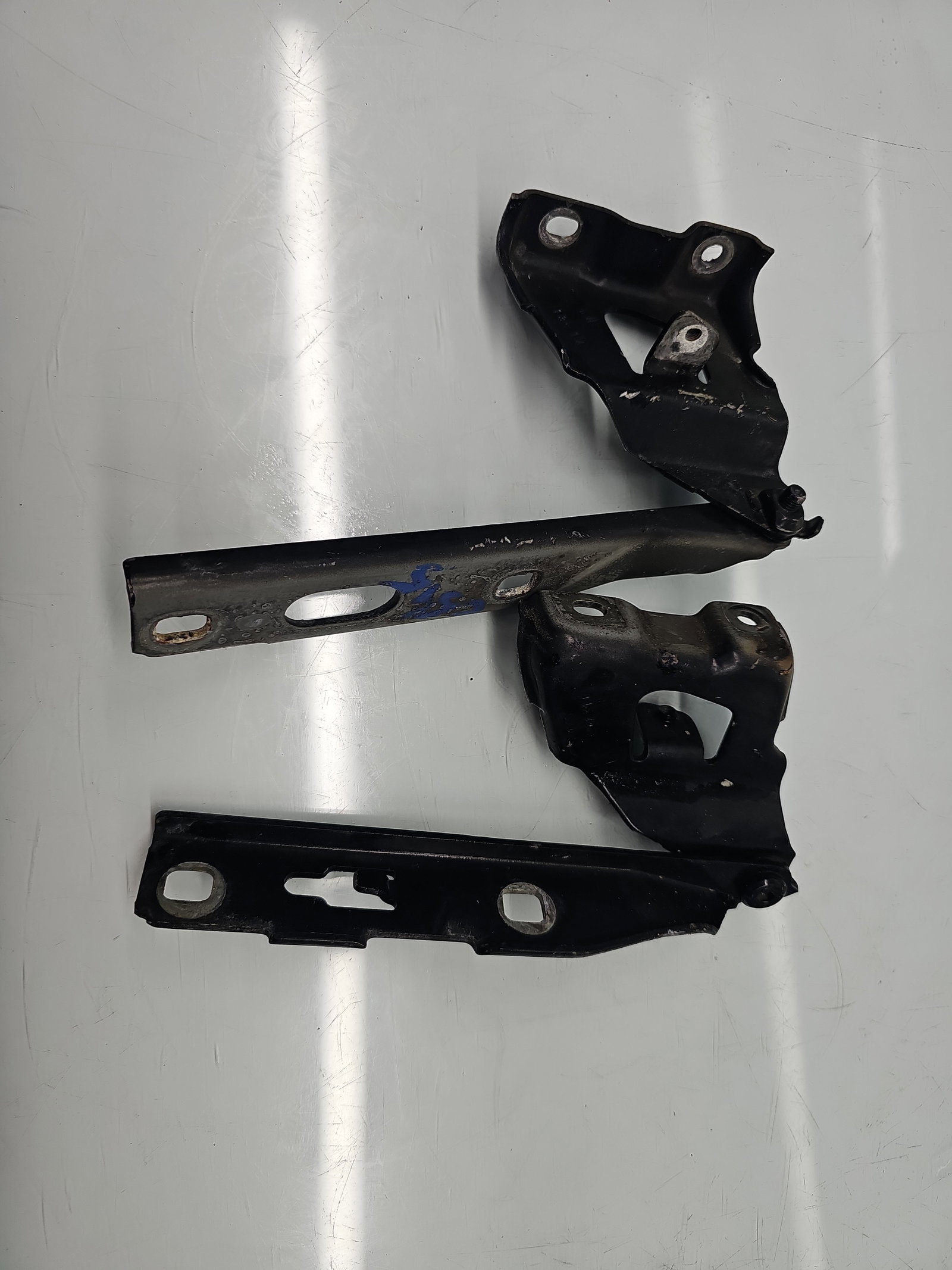 Set balamale capota AUDI A4 (8K2, B8.5) [Fabr 2008-2015] Berlina Facelift 8K0823302D - imagine 1