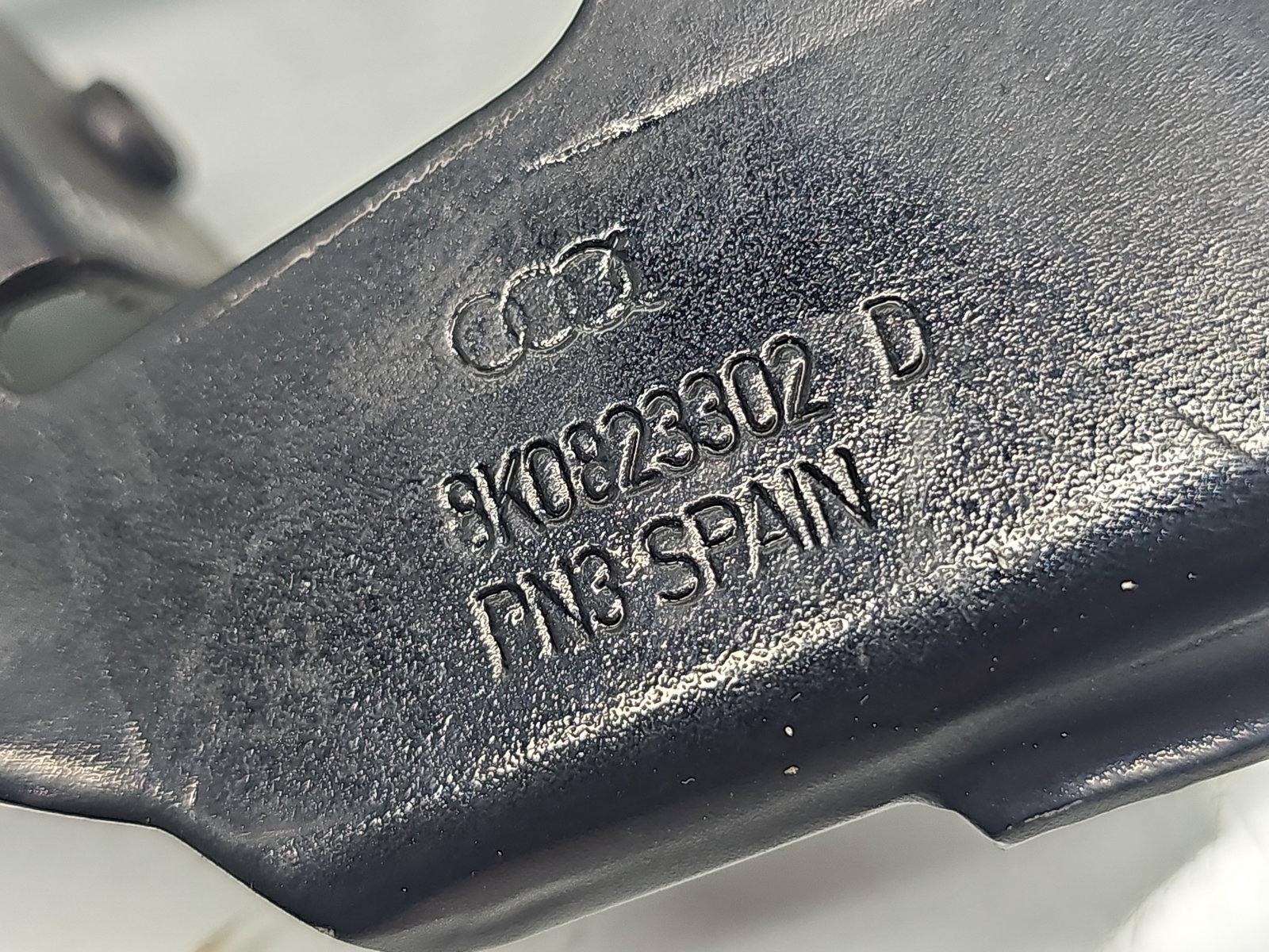 Set balamale capota AUDI A4 (8K2, B8.5) [Fabr 2008-2015] Berlina Facelift 8K0823302D - imagine 3