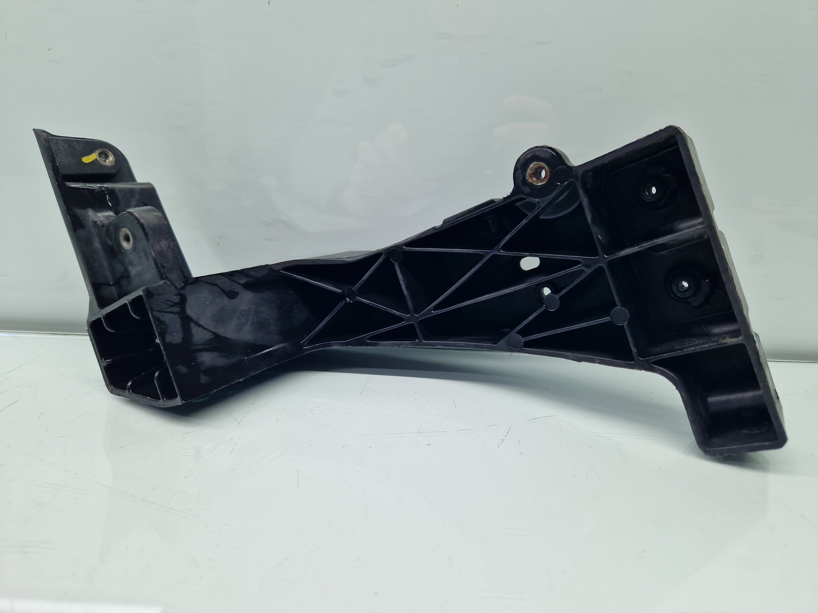 Suport far stanga Hyundai i40 Wagon [Fabr 2012-2019] 64136-3Z000 - imagine 1