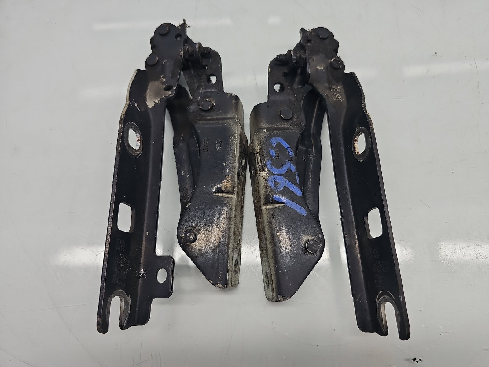 Set balamale capota Volkswagen Golf 6 (5K1) [Fabr 2009-2013] Hatchback 5K0823301C - imagine 2