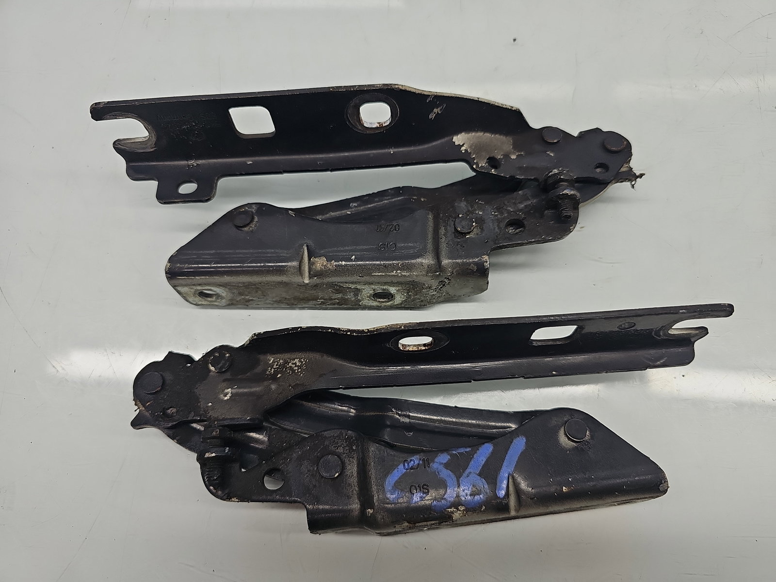 Set balamale capota Volkswagen Golf 6 (5K1) [Fabr 2009-2013] Hatchback 5K0823301C - imagine 3