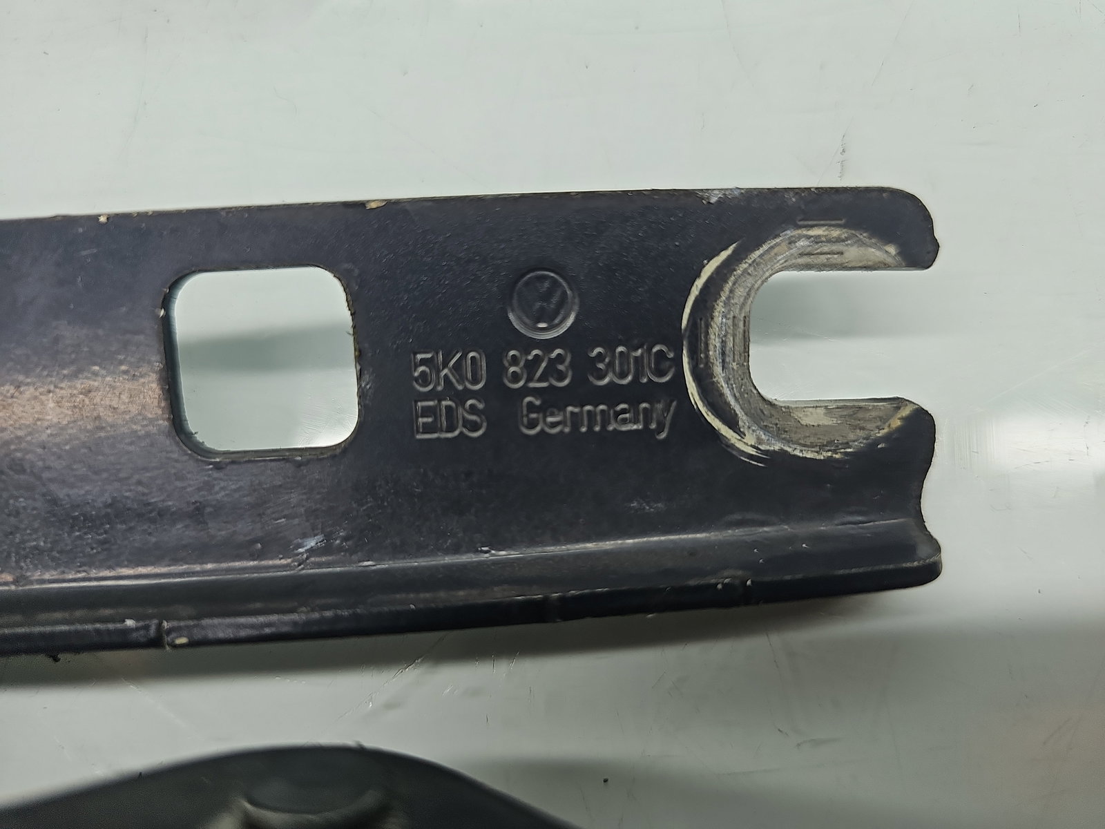 Set balamale capota Volkswagen Golf 6 (5K1) [Fabr 2009-2013] Hatchback 5K0823301C - imagine 4