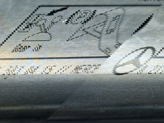 Set cric si cheie Mercedes Clasa C (W204) [Fabr 2007-2014] A2115830415