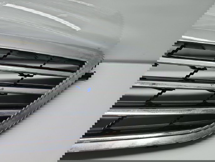 Grila bara fata Mercedes Clasa E (W212) [Fabr 2009-2016] Break AMG A2128800583