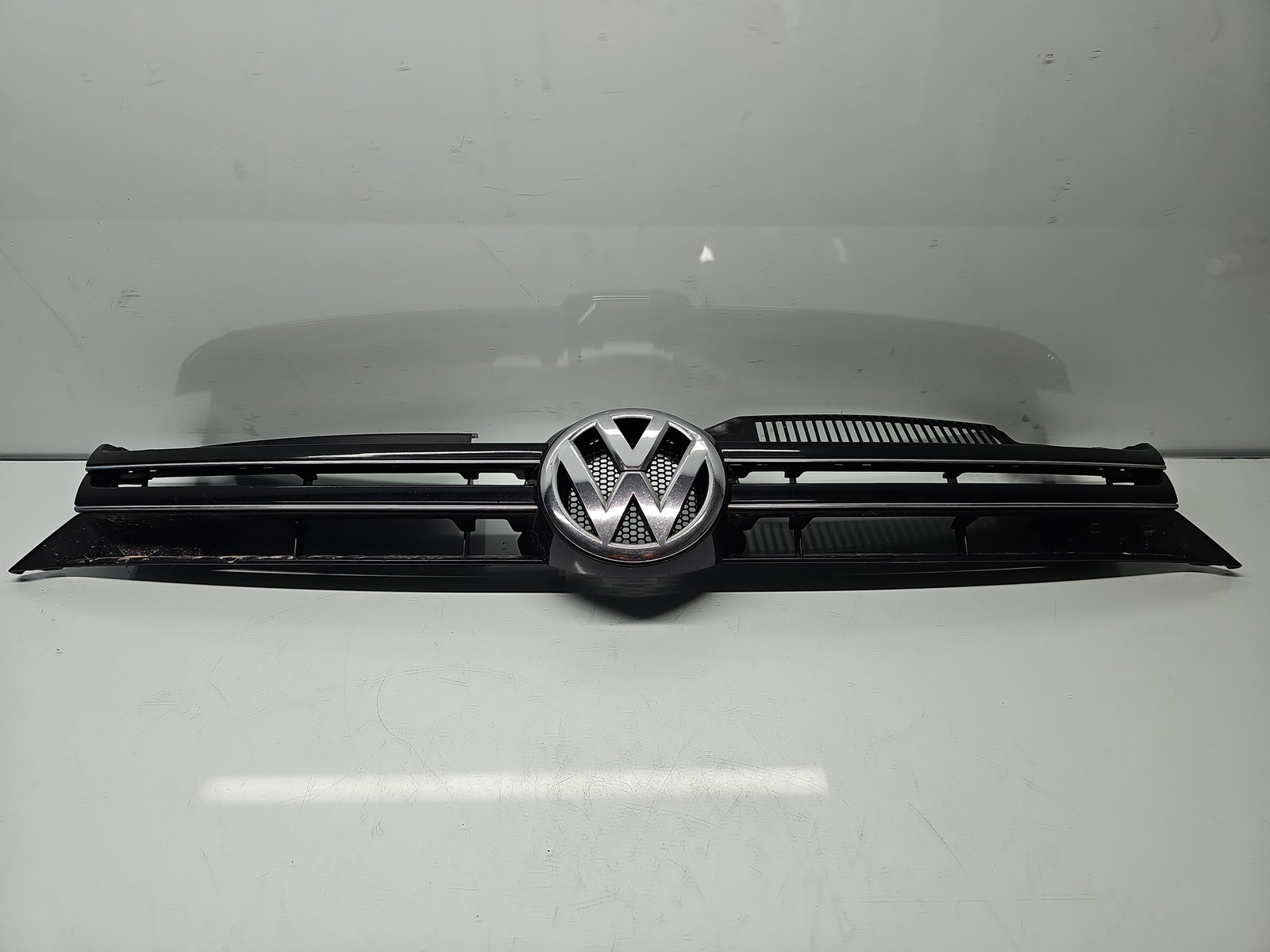 Grila bara fata Volkswagen Golf 6 (5K1) [Fabr 2009-2013] Hatchback 5K0853653 - imagine 1