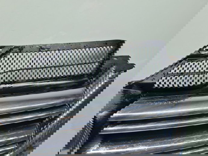 Grila bara fata Volkswagen Jetta 3 (1K2) [Fabr 2005-2010] Berlina 1K5853653