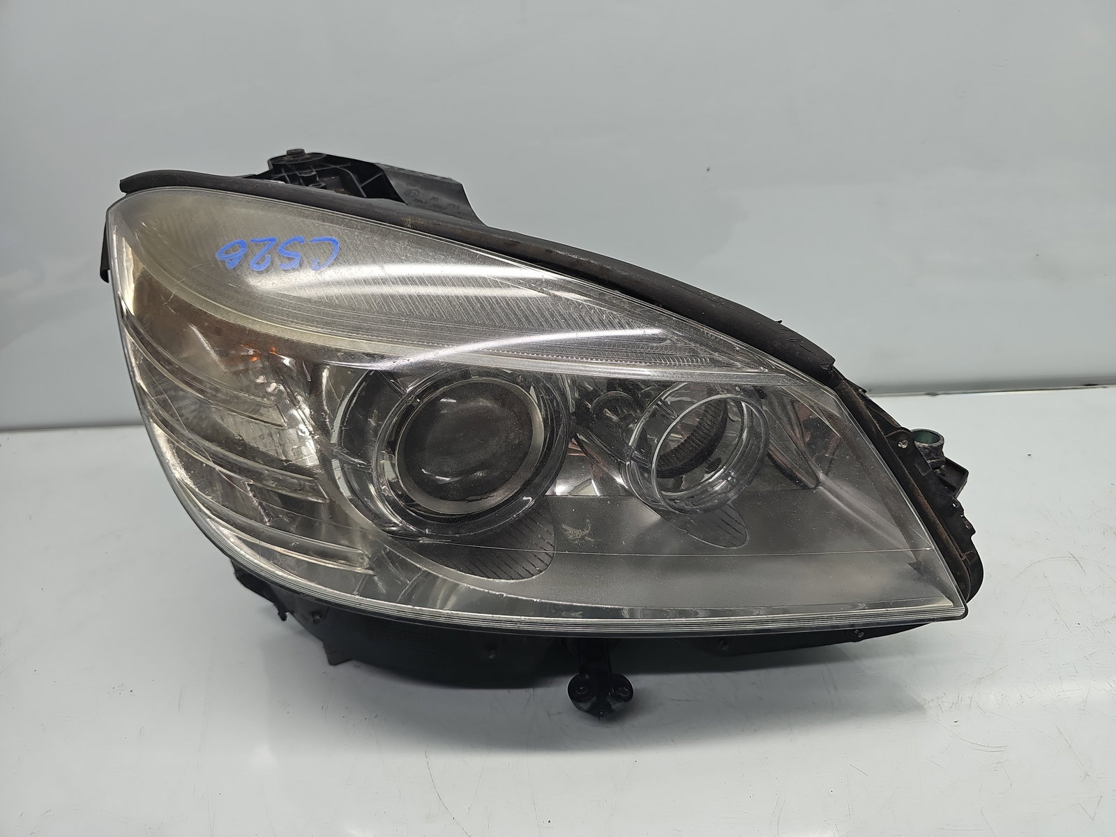 Far dreapta Mercedes Clasa C (W204) [Fabr 2007-2014] A2048209261 - imagine 1