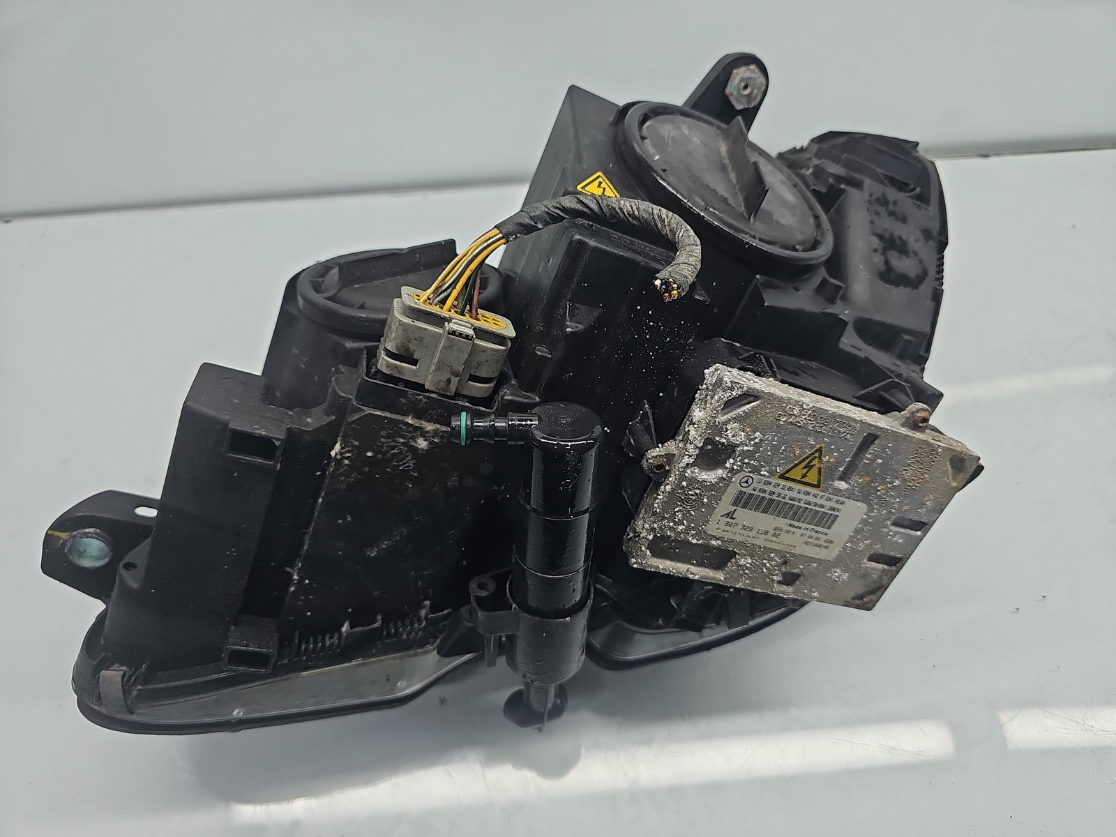 Far dreapta Mercedes Clasa C (W204) [Fabr 2007-2014] A2048209261 - imagine 3