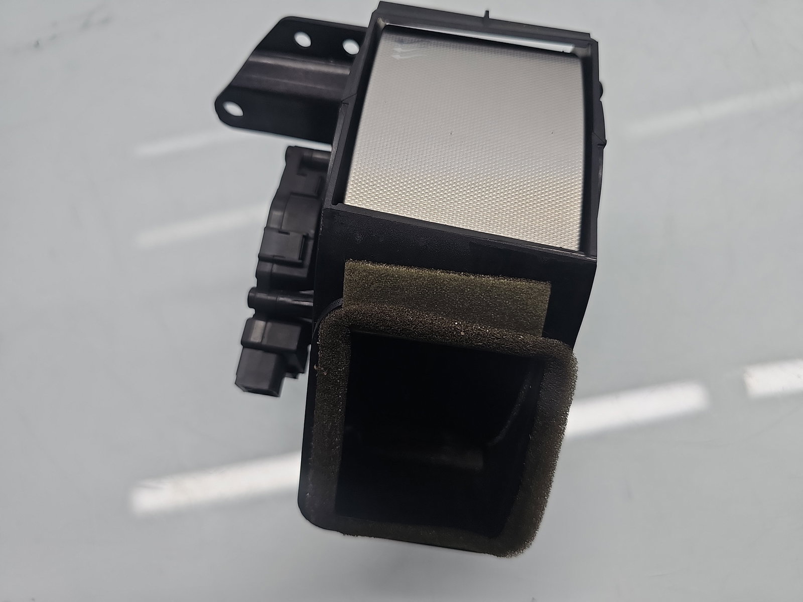 Grila aerisire centrala dreapta Jaguar XF (X250) [Fabr 2008-2015] Facelift CX23-19K617-BA - imagine 3