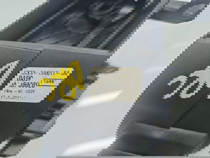 Grila aerisire centrala dreapta Jaguar XF (X250) [Fabr 2008-2015] Facelift CX23-19K617-BA