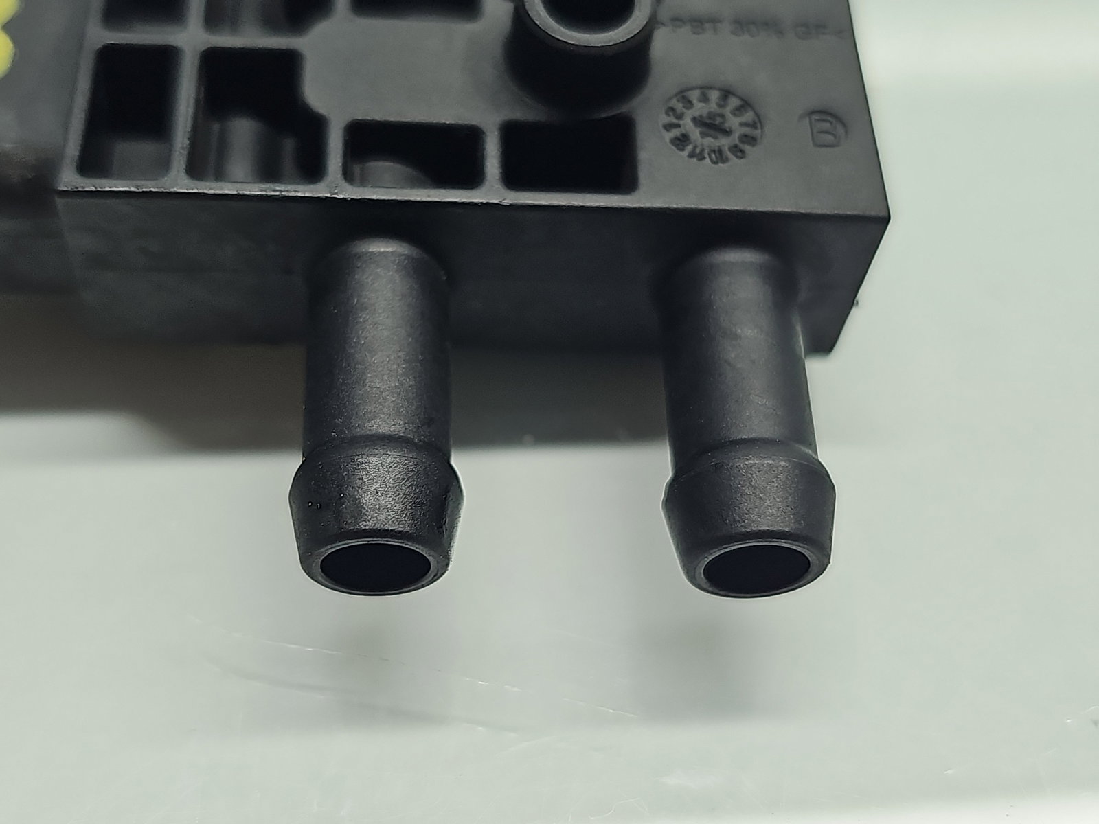 Senzor presiune PEUGEOT 2008 [Fabr 2013-prezent] 9662143180 - imagine 3