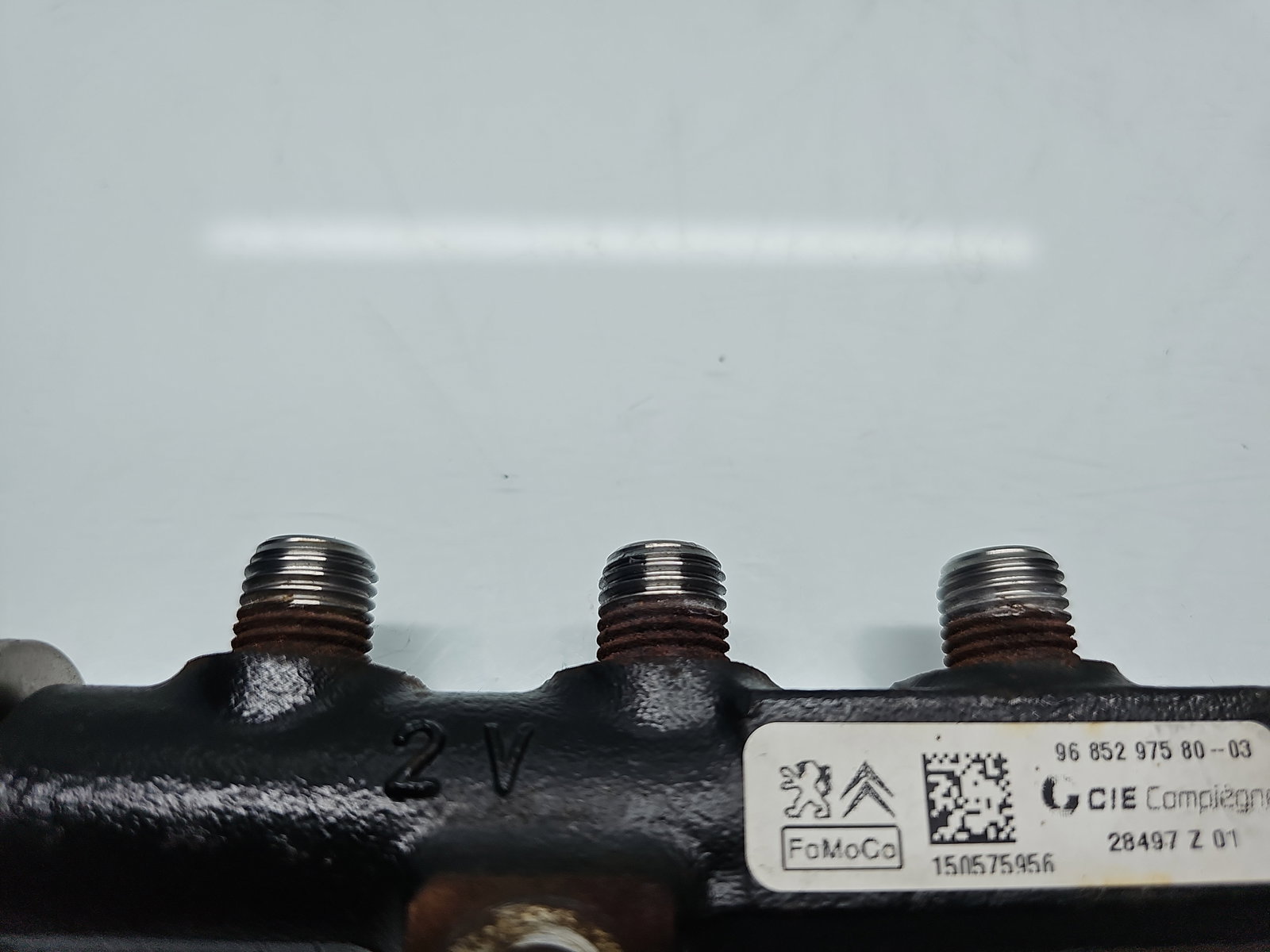 Rampa injectoare PEUGEOT 2008 [Fabr 2013-prezent] 9685297580 1.4 HDI DV4C 50KW / 68CP - imagine 3