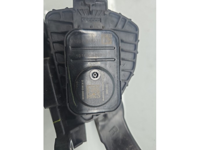 Pedala acceleratie TESLA Model 3 [Fabr 2020-2025] 1011298