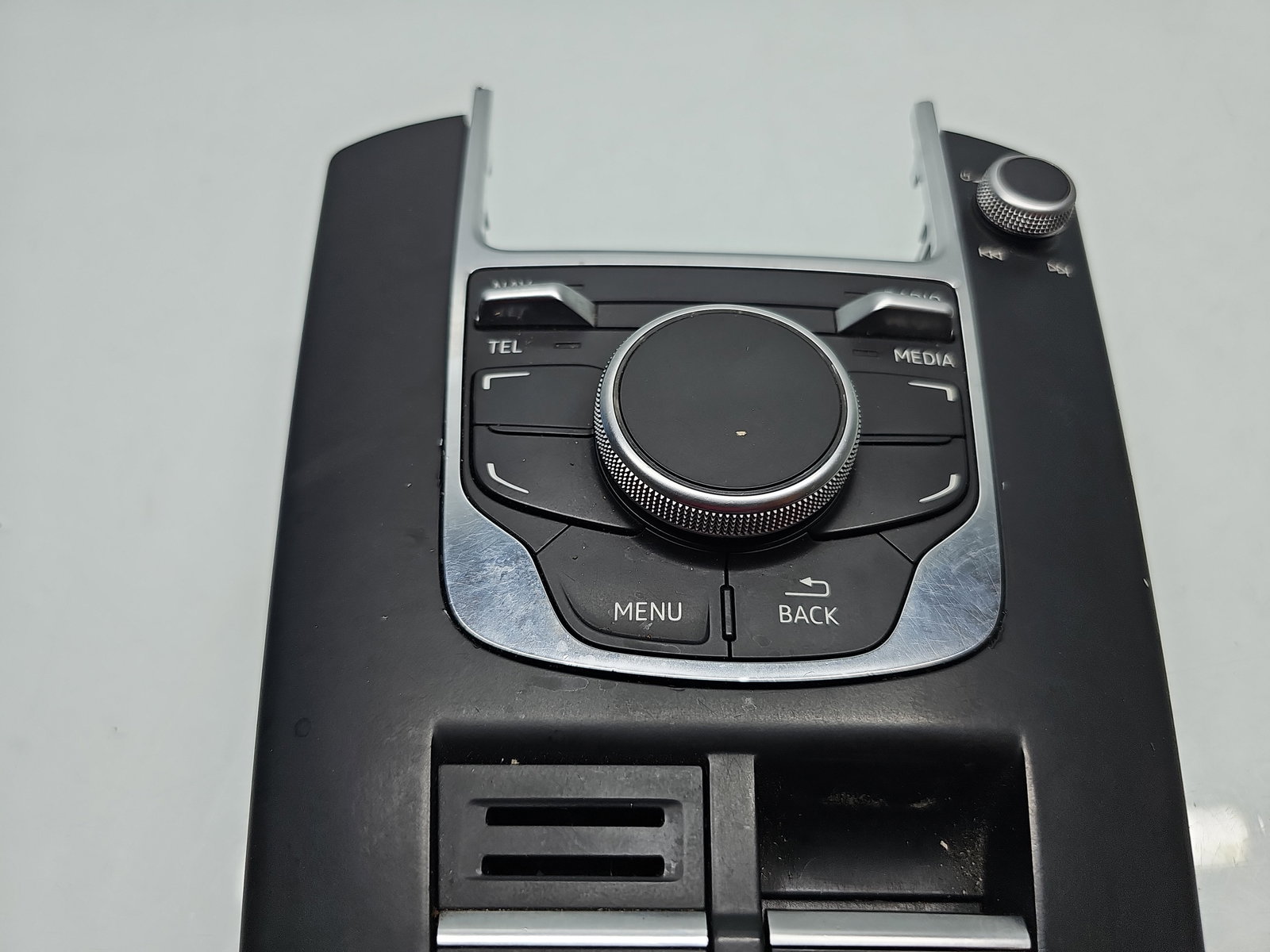 Panou media AUDI A3 (8VS) [Fabr 2013-prezent] 8V0919614P - imagine 2