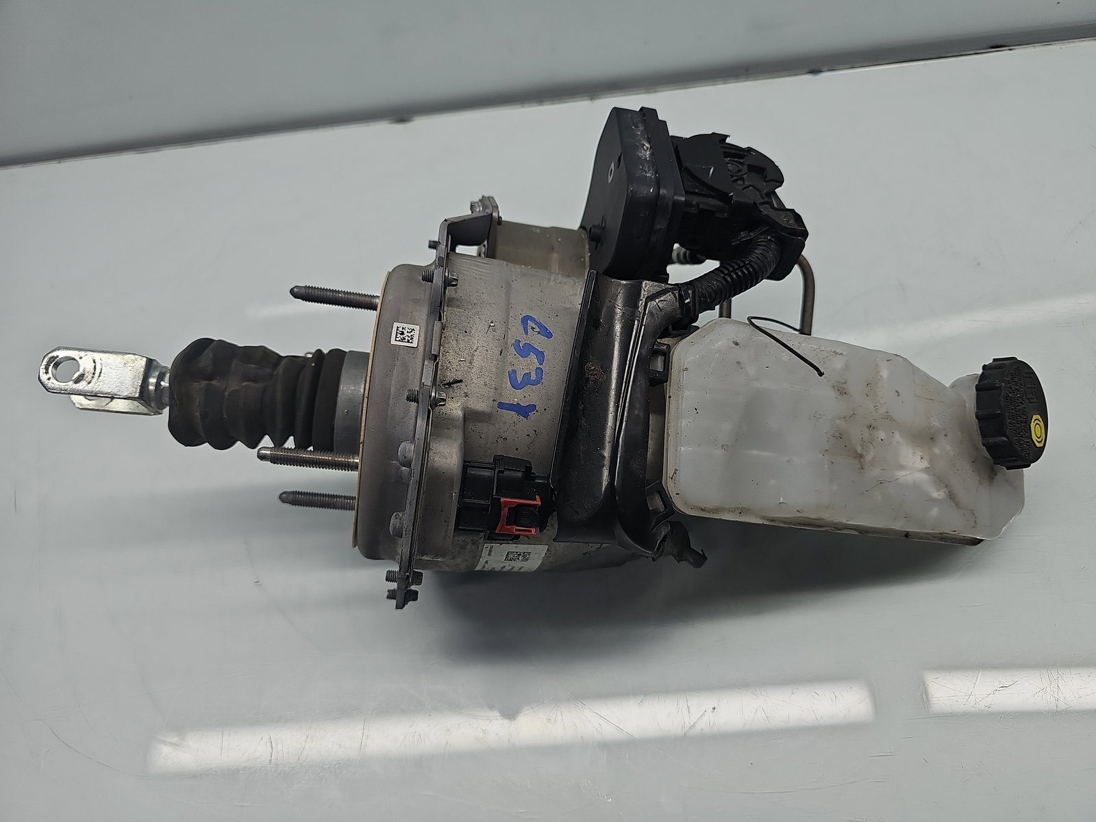 Tulumba frana TESLA Model 3 [Fabr 2020-2025] 1044672-00-D Single Motor 208KW / 283CP - imagine 2