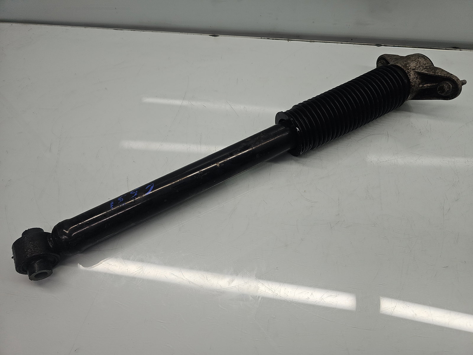 Amortizor stanga spate TESLA Model 3 [Fabr 2020-2025] Single Motor 208KW / 283CP - imagine 4