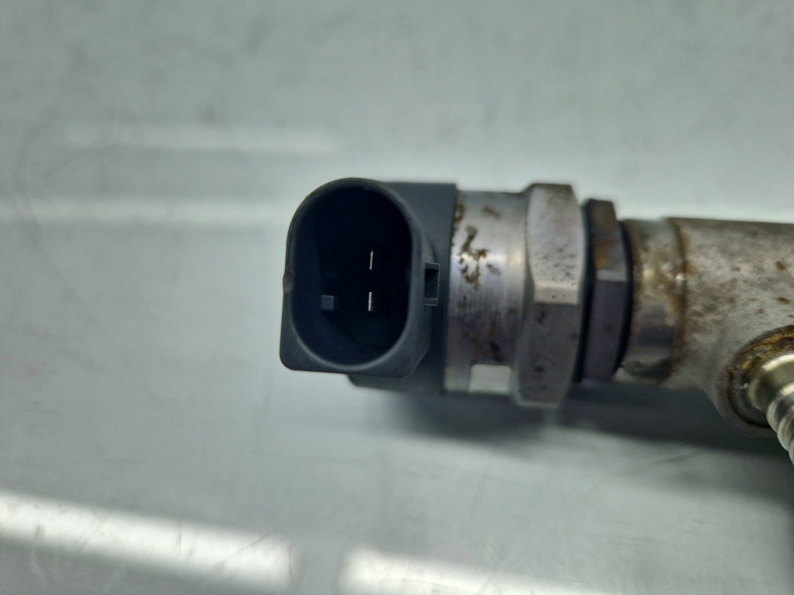 Rampa injectoare Volkswagen Golf 6 (5K1) [Fabr 2009-2013] 03L089C 2.0 TDI CBAB 103KW / 140CP - imagine 3