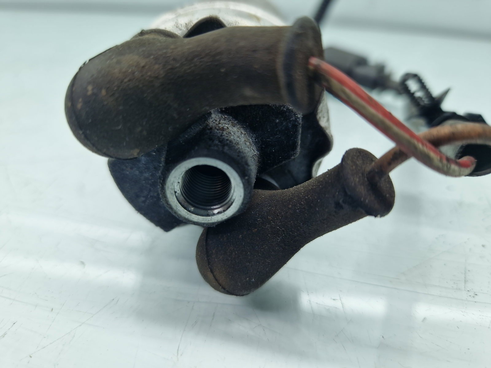 Pompa amorsare combustibil Volkswagen Passat B7 (362) [Fabr 2010-2014] 1K0906089A 2.0 TDI CBAB 103KW / 140CP - imagine 4