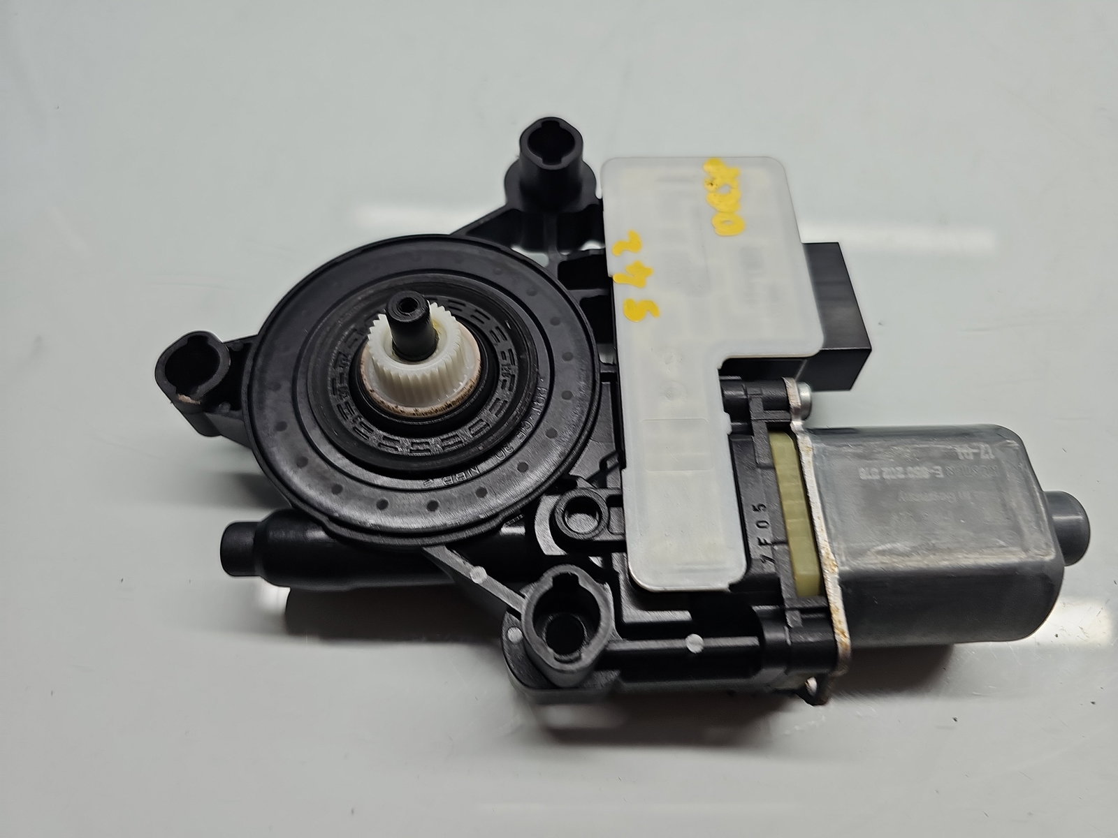 Motoras geam dreapta spate Skoda Octavia 3 (5E3) [Fabr 2012-2020] Berlina 5Q0959812A - imagine 2