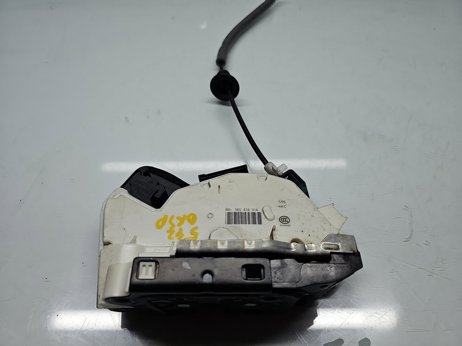 Broasca usa dreapta spate Skoda Octavia 3 (5E3) [Fabr 2012-2020] Berlina 5E0839016 - imagine 1