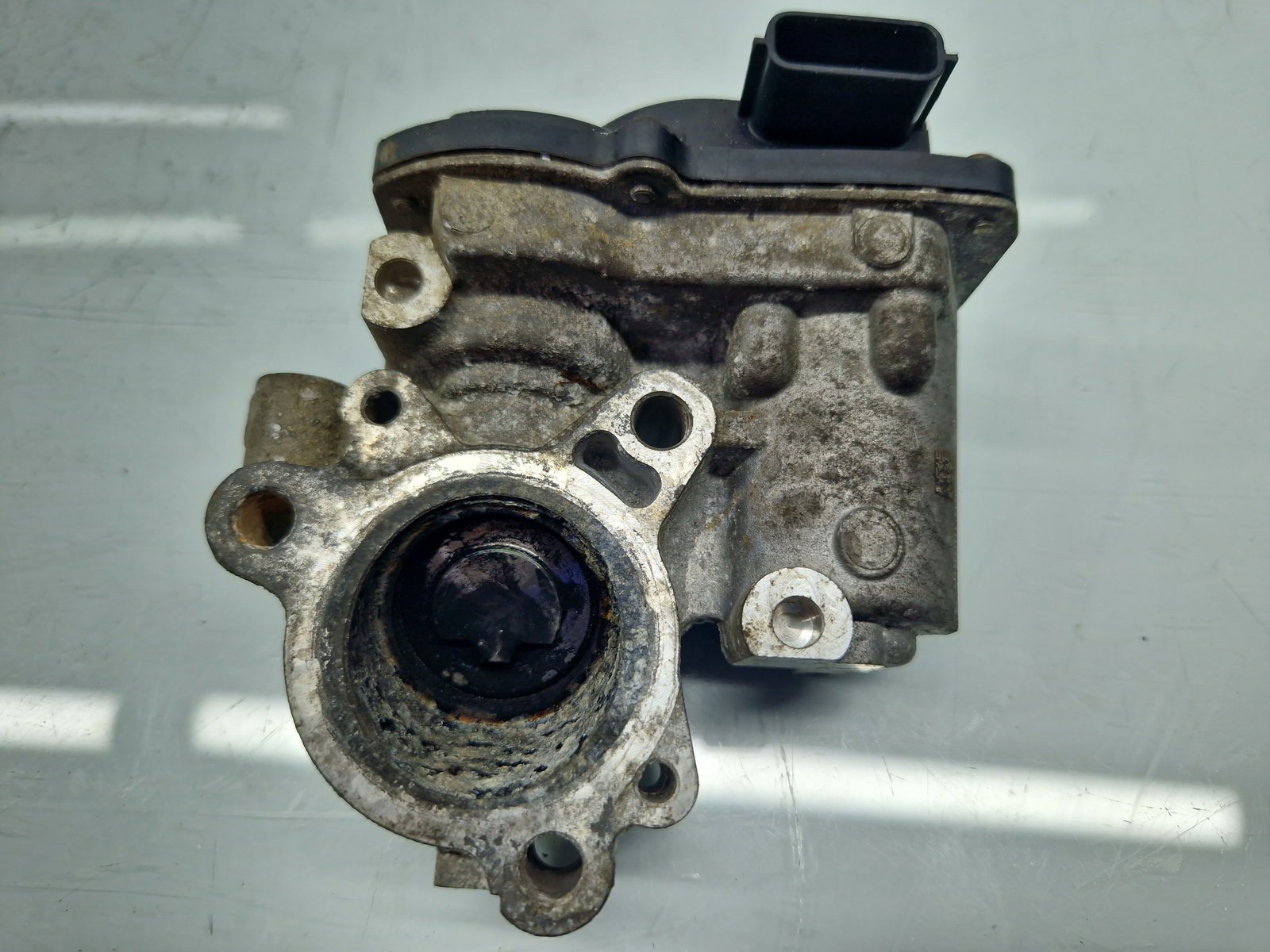 Supapa EGR Dacia Logan 2 [Fabr 2012-2020] 147100361R 1.5 DCI K9K872 85KW / 115CP - imagine 1