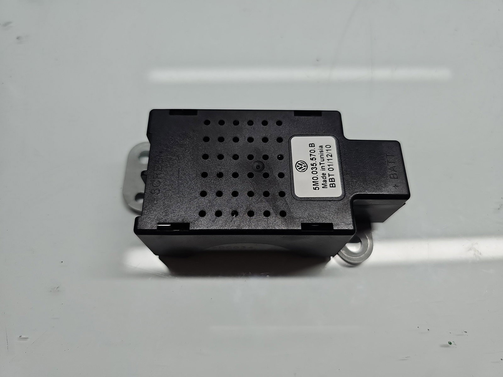 Amplificator antena Volkswagen Golf 6 (5K1) [Fabr 2009-2013] 5M0035570B - imagine 1