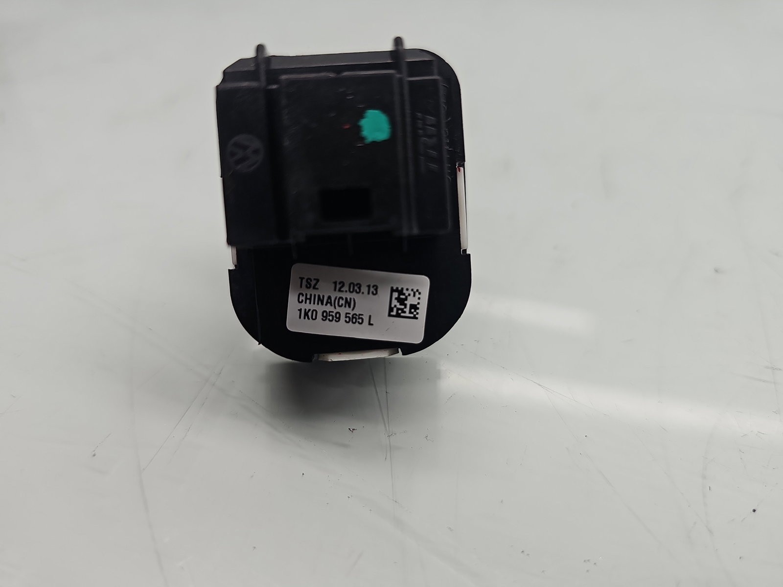 Buton reglaj oglinzi Volkswagen Passat B7 (362) [Fabr 2010-2014] 1K0959565L - imagine 2