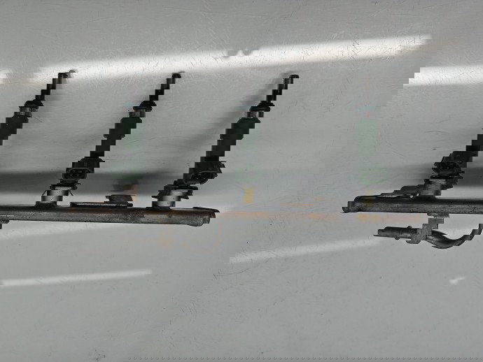 Rampa injectoare Dacia Logan 3 [Fabr 2021-2024] 175204021R 1.5 dCi K9K-872 85KW / 115CP