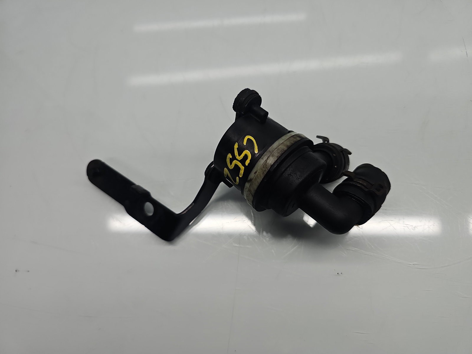 Pompa recirculare apa Volkswagen Passat B7 (362) [Fabr 2010-2014] 5N0965561A 2.0 TDI CFGB 125KW / 170CP - imagine 3