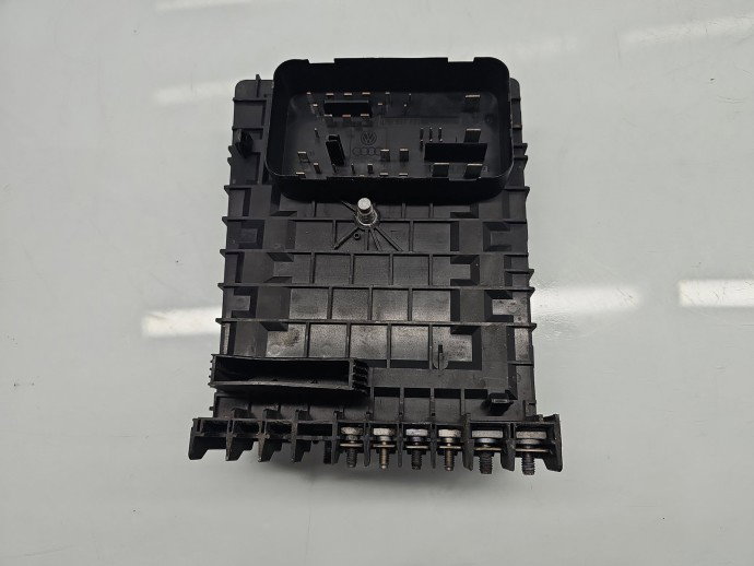Panou sigurante Volkswagen Tiguan (5N) [Fabr 2007-2016] 1K0937125D