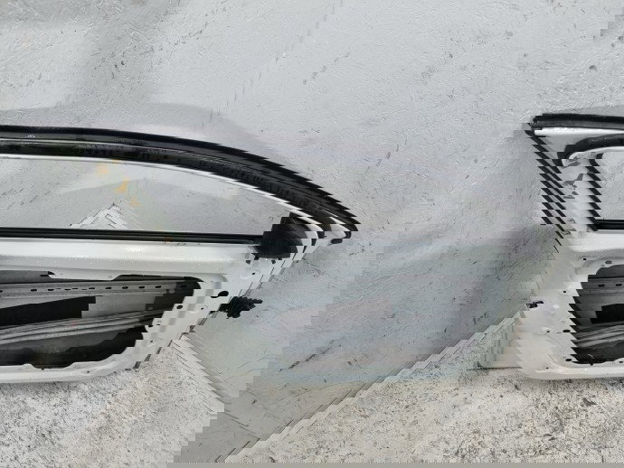 Usa stanga fata Mercedes Clasa A (W176) [Fabr 2012-2018] 761 Polar Silver