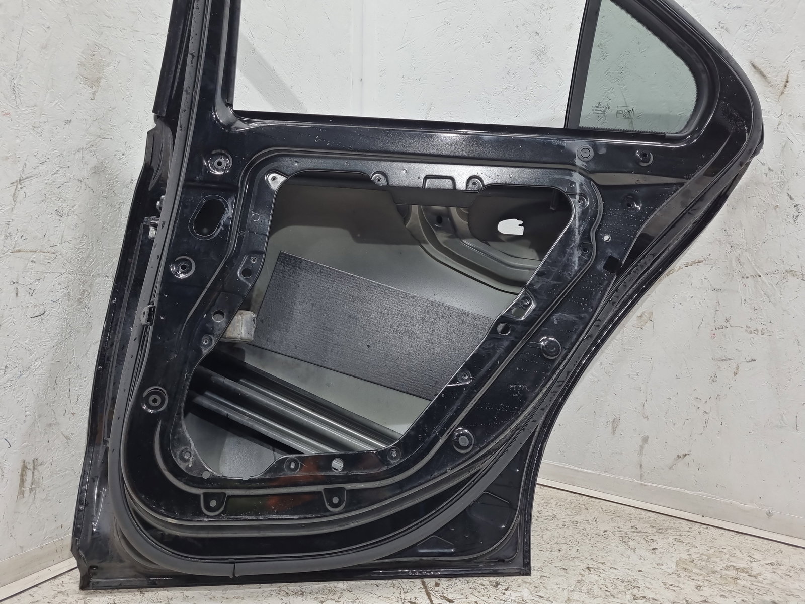 Usa dreapta spate Mercedes Clasa A (W177) [Fabr 2019-2024] Berlina AMG 191U Negru Cosmos - imagine 2