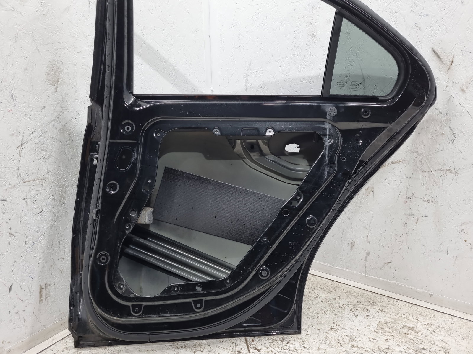 Usa dreapta spate Mercedes Clasa A (W177) [Fabr 2019-2024] Berlina AMG 191U Negru Cosmos - imagine 3