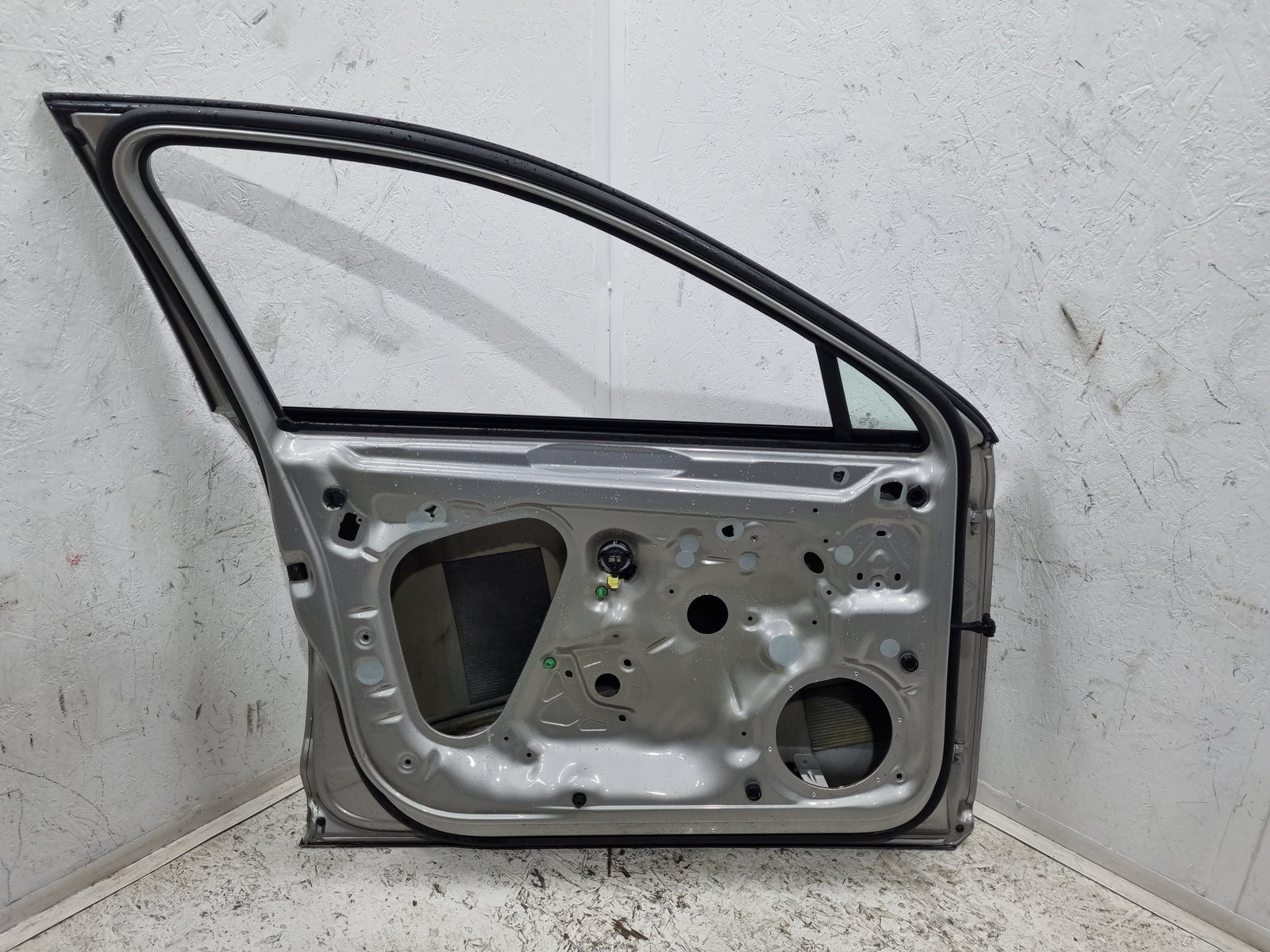 Usa stanga fata Volkswagen Passat B8 (3G2) [Fabr 2015-prezent] LB7W - imagine 3