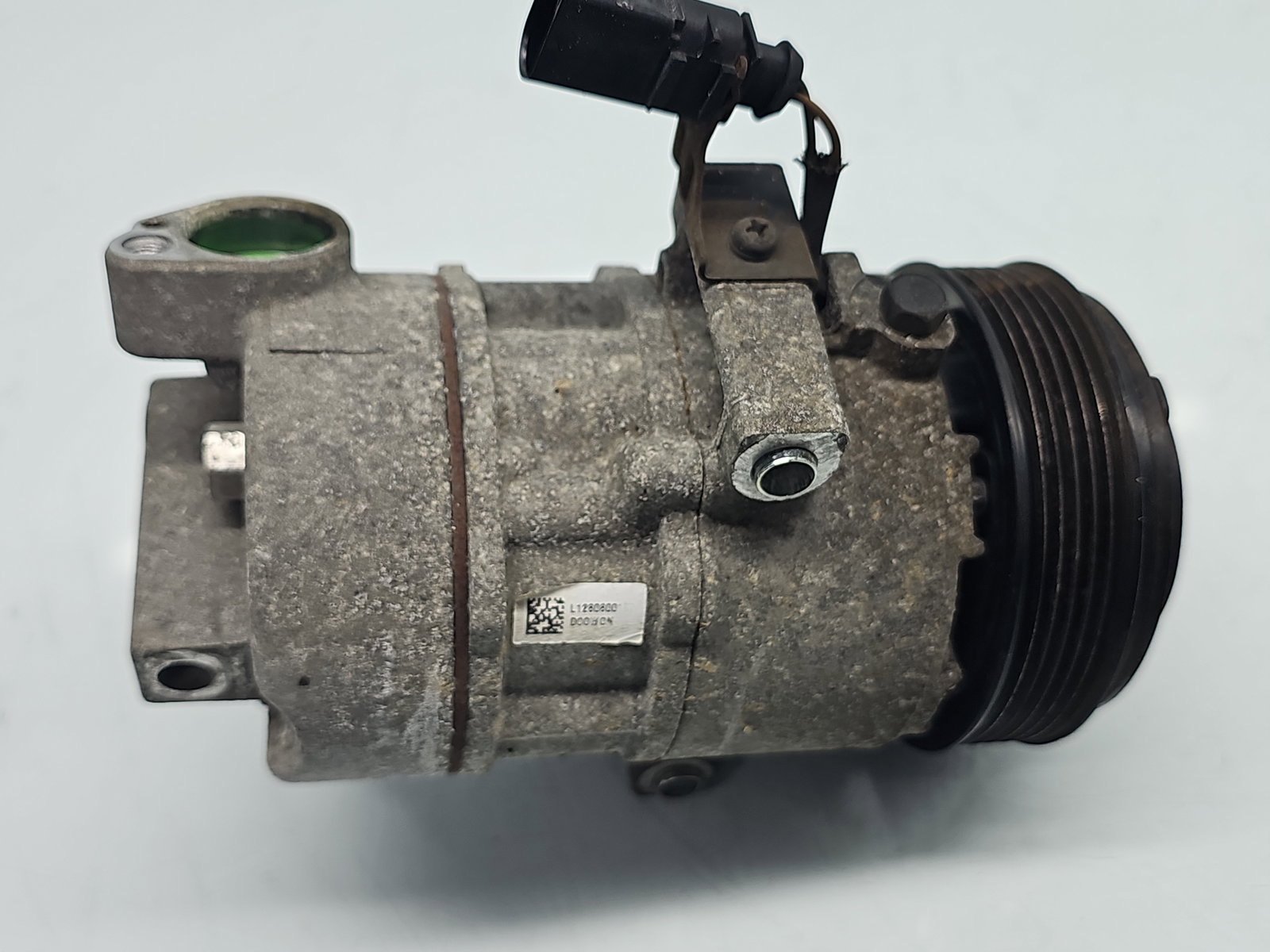 Compresor clima Volkswagen UP [Fabr 2011-2019] 1S0820803B 1.0 Benz CHYB 55KW / 75CP - imagine 2